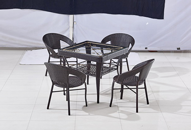 霸州市胜芳镇榕联华家具厂