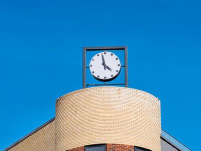 烟台时鸣钟表有限公司