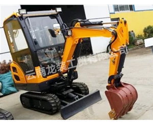 云南龙装工贸有限公司