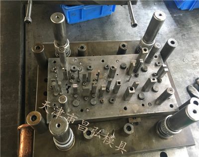 天津昌弘模具有限公司