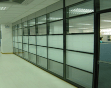 青岛明铂玻璃隔断有限公司