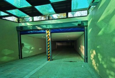 苏州龙盛门业有限公司