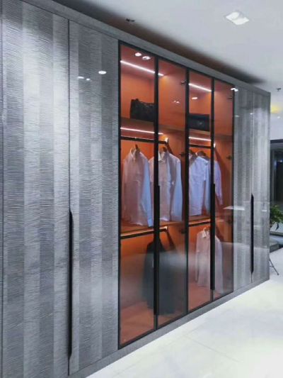 张家港市顶点全屋定制有限公司