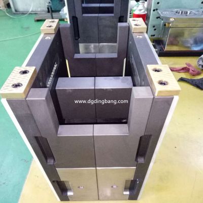 东莞市长安鼎邦模具厂