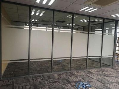 绍兴星空玻璃装饰有限公司