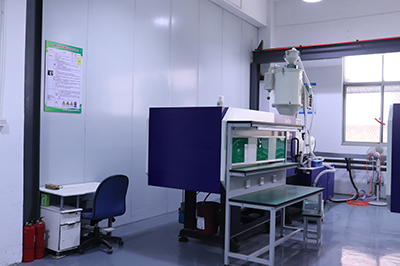 昆山隆辰达精密模具有限公司