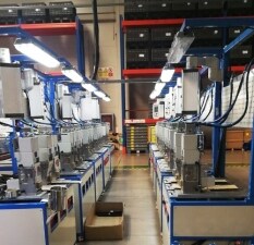 昆山耀信荣精密机械有限公司